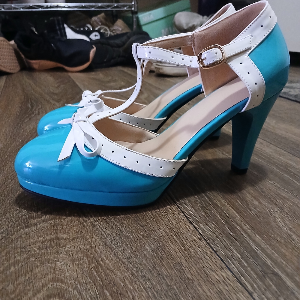 Teal and White Heels Pin-Up Heels